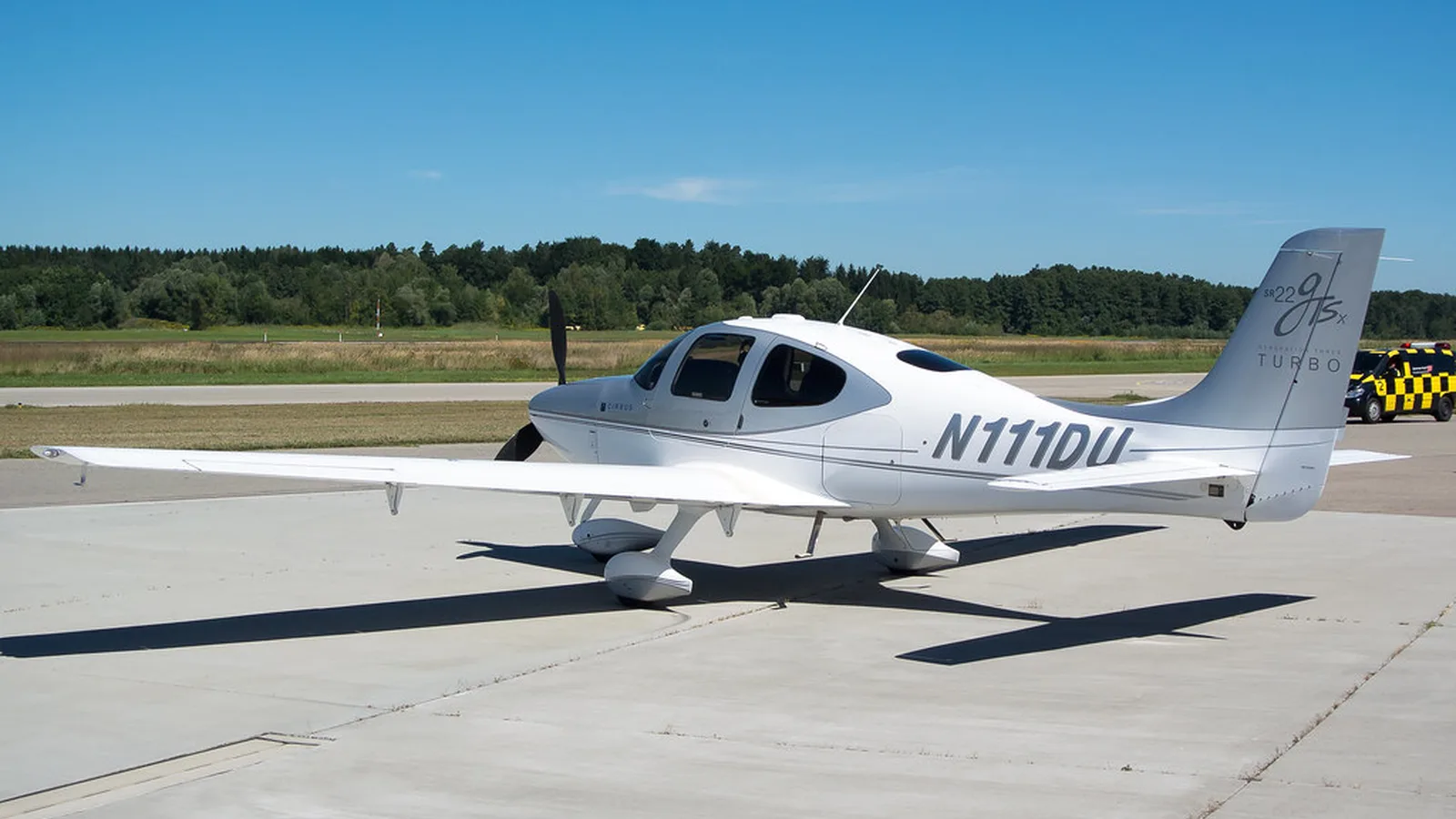 Cirrus SR22
